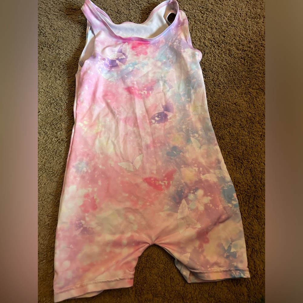 Girls medium dance outfit